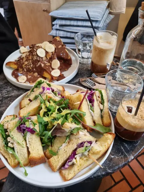 Cultivos Caffe - food